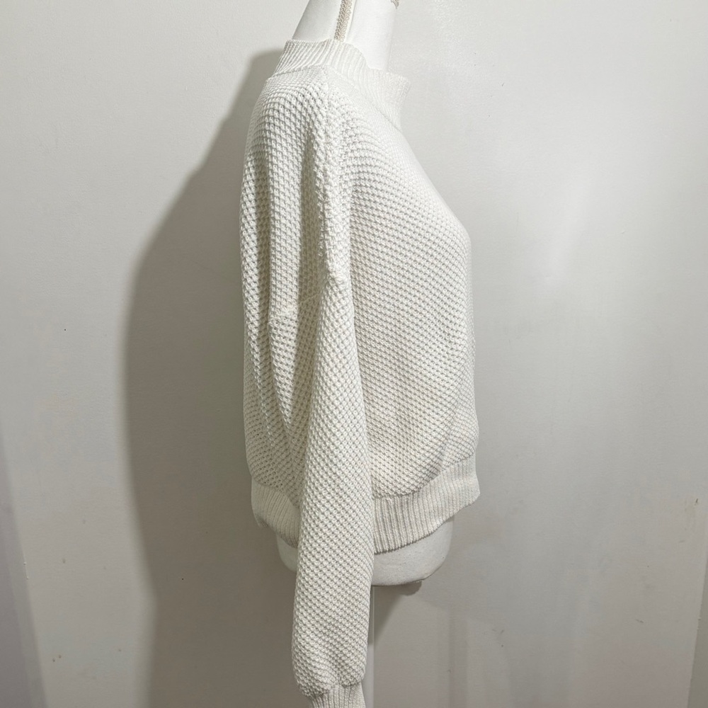 Hollister Women’s White Textured Knit Mock Neck Sweater — Size L - Picture 2 of 8